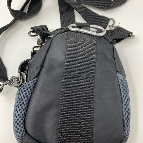 Mini Travel Bag - Picture 4 of 6